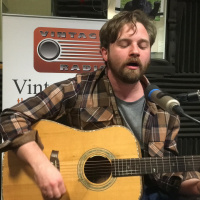 Radio Radio : The Gezzy with Thom Morecroft