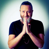 Oggi è la GIORNATA DEI MIGLIORI AMICI. Ecco il mio podcast dedicato ai buoni amici che rendono la vita MERAVIGLIOSA!