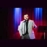 Episode 10: Beginners Guide: To Podcasting with Dion Sekone-Fraser