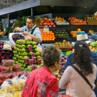 Day to day conversations in Mexican markets