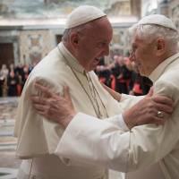 Co mówi Biblia - kto jest prawdziwą głową kościoła?