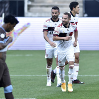 Goleada esperada do melhor elenco do país em um time totalmente despreparado