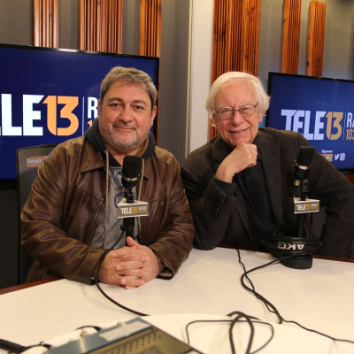 Hay Algo Allá Afuera