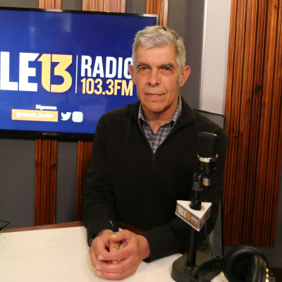 Hay Algo Allá Afuera