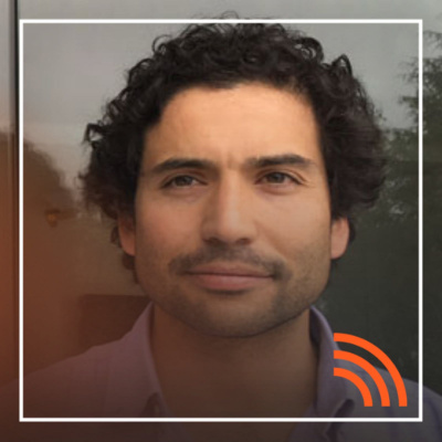 Hay Algo Allá Afuera