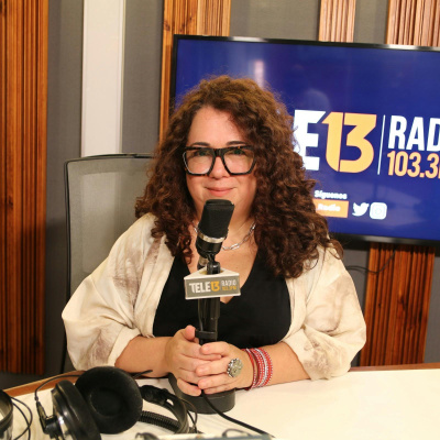 Hay Algo Allá Afuera