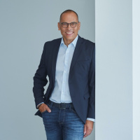 Episode 118 / Hyundai Motor Europe / Andreas Hofmann / VP of Marketing  Product / Finding The Balance Between the Physical and Digital Customer Journey