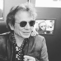 Philippe Manoeuvre au salon de la radio 