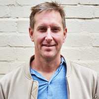 Why You Should Do Live Video - The Social Media Podcast