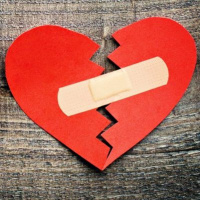 Dieu guérit les coeurs brisés - Yannis Gautier