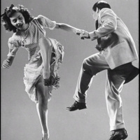 Vampiresados 403, dansant sobre el parquet