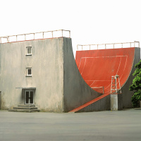 Libri demoliti, mafia giapponese, nerd maschilisti, e altre storie sbagliate