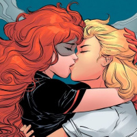 Omofobia dal vivo e online: violenza