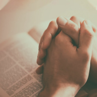 25 Ago 2019 - Estad quietos y sabed que Jesús es Dios (Salmo 46)