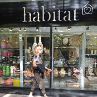 No compraba muebles para mí apartamento