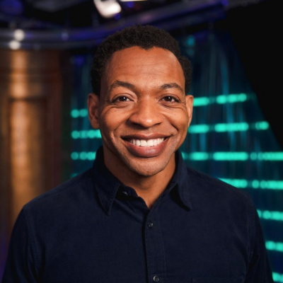 Show People With Paul Wontorek