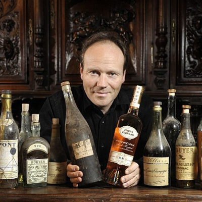 Whiskey Neat With Kristopher Hart