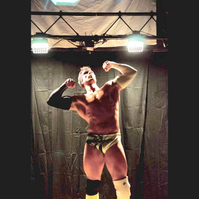 Esw: Inside The Empire