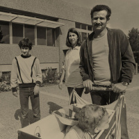 תמונות ממנוחה נכונה - עפ עמוס עוז - חלק א