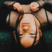 PEG Interviews London Singer-Songwriter: The Sound of Modesty