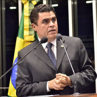 ‘O espírito de corpo prevaleceu entre os deputados’