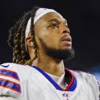 UPDATE: BILLS SAFETY DAMAR HAMLIN IN CRITICAL CONDITION 