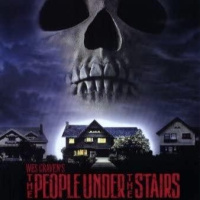 El sótano del miedo (Wes Craven, 1991): Capra, Barker y John Waters