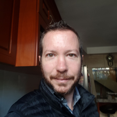 Cortos De Adrian Salama