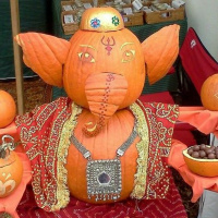 Rev. Hooman | Deep House Yoga | Freaky Flow Halloween Edition