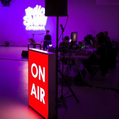 Radioshow Consonni Con Az - Ficción, Crítica Cultu