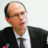 Olivier De Schutter: ‘Failing recipies for poverty reduction have dire ecological consequences’