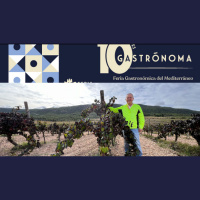 En Viñas y Relatos, Rafa Poveda nos invita a un viaje de sabor con su cata de Fondillón y chocolate