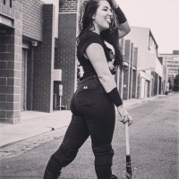 Superstar wrestler Chari Evans joins us