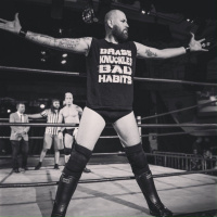 The Wardog Mike Burr joins us in the studio for a chat