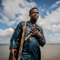 Mixtures 14x19 KimiDjabate+FunmilayoAfrobeat+Womad+Gallagher