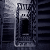 Siete en una torre, de Nieves Mories (contiene violencia explícita)