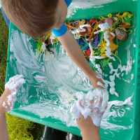 Challenging Behaviors Invitations to Play - Learn - Grow