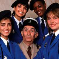 FEUILLETON DE FUNES 34 - Le gendarme et les gendarmettes, mort de louis et héritage