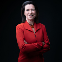 Ep28: Authentic Leadership Podcast - Kelly Irving Interviews Gabrielle Dolan