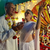 Alive  Thriving. A First Saturday Satsang with Sudha Mataji. 10/6/18