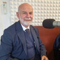 How important will votes from women and minorities be in the US election?