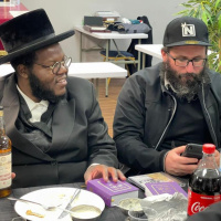 Nissim Black - Premieres Lifted feat. Levi Robin - Emuna United Souls Class - Rav Shalom Arush!