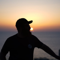 United Souls for a Divisive Generation! By Eli Goldsmith - Hosted by PulveREDU!