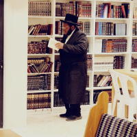 Kitzur Teshuva, Yom Kippur, Sukkot - Learning in the office!