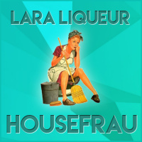 #HOUSEFRAU