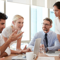 ¿Qué inglés usas para participar en una reunión?