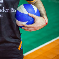 Primer entrenamiento del nuevo equipo de Voley UNTREF