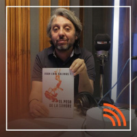 Juan Luis Salinas y su libro El peso de la sangre. Viaje personal al Sida