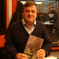 Hernán de Solminihac y su nuevo libro La vida golpea (a veces) demasiado fuerte