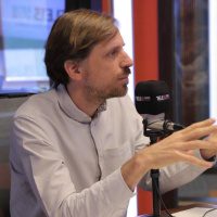 Almonte y Médicos Sin Marca, la ONG que busca separar el marketing de la medicina